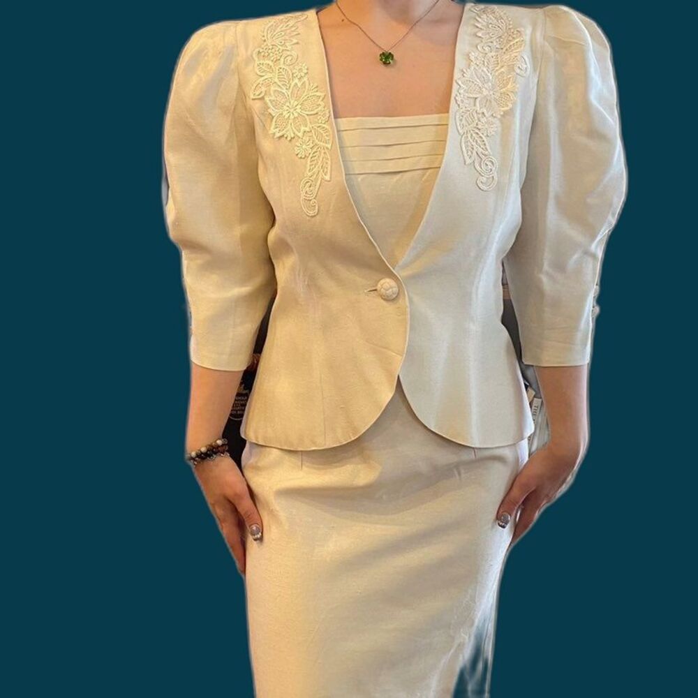 Vintage Cachet sheath/Peplum jacket, ivory, pleated bodice embroidery USA 12/14